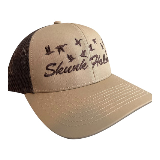 Bird Hollow - Tan/Brown